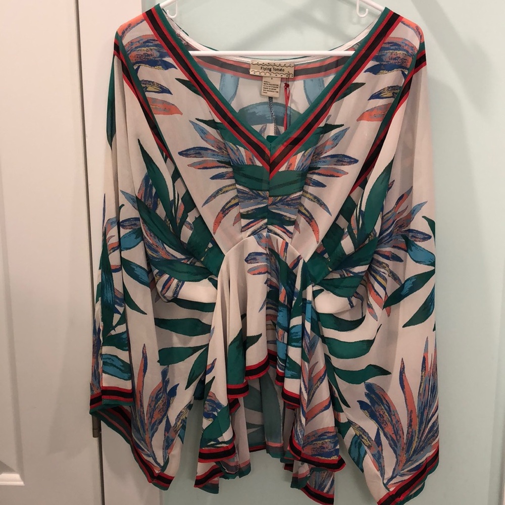 Flying Tomato kimono sleeve top